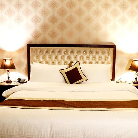 Shalimar Tower Hotel 라호르 외부 사진
