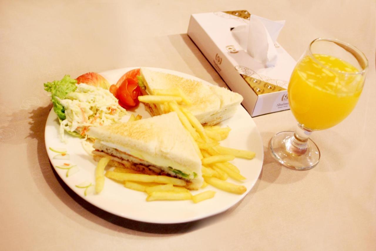 Shalimar Tower Hotel 라호르 외부 사진